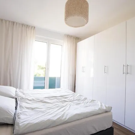 Helle Moderne Apartamento